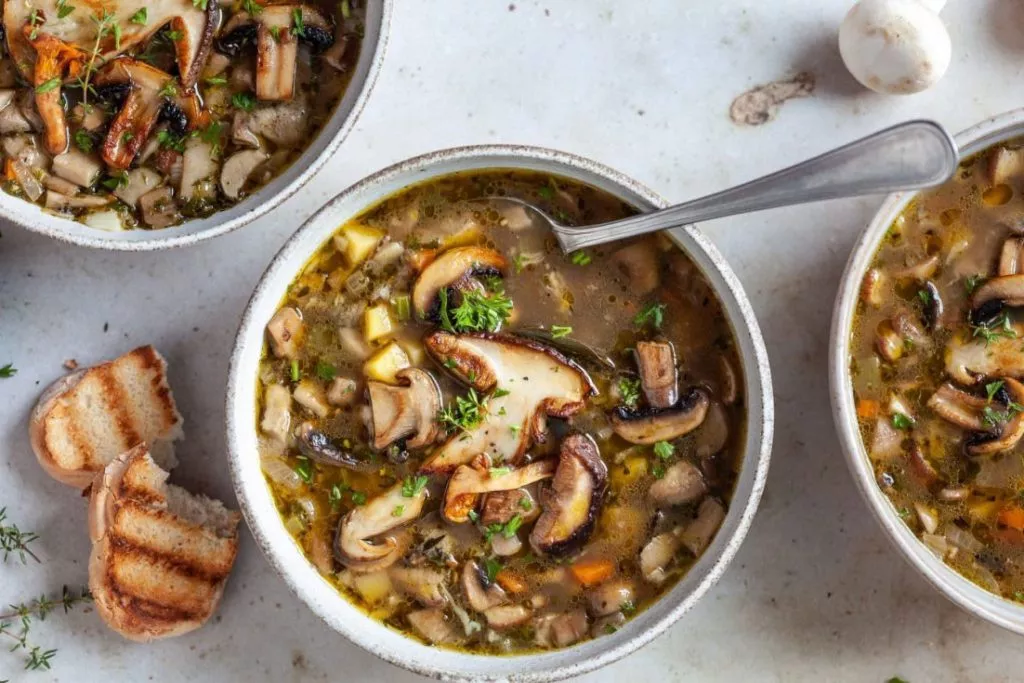 340516 Easy Vegan Mushroom Soup4